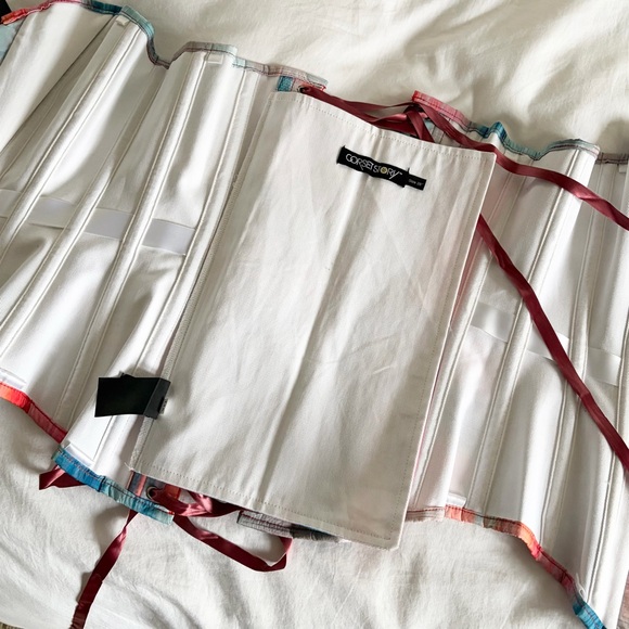 Corset Story NWT Abstract Red & Blue Brushstroke Longline Overbust Corset 28” - Picture 9 of 9